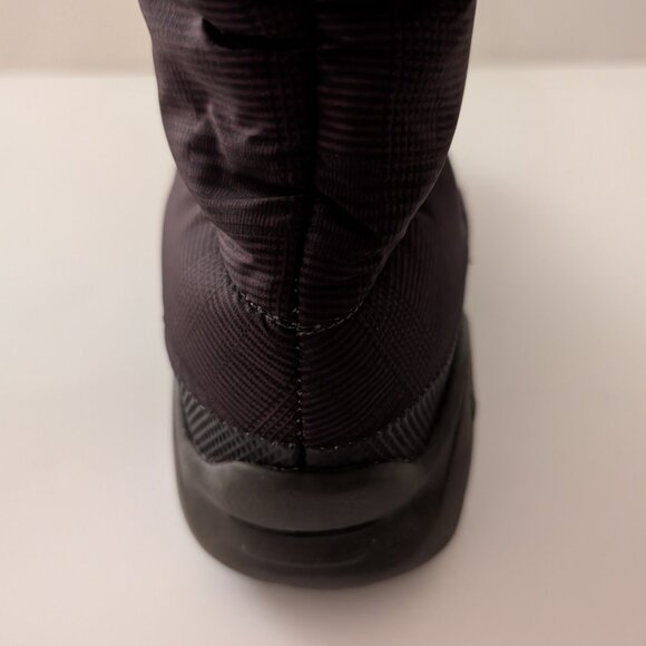 The North Face Booties, Women’s Size 6 - Picture 9 of 12